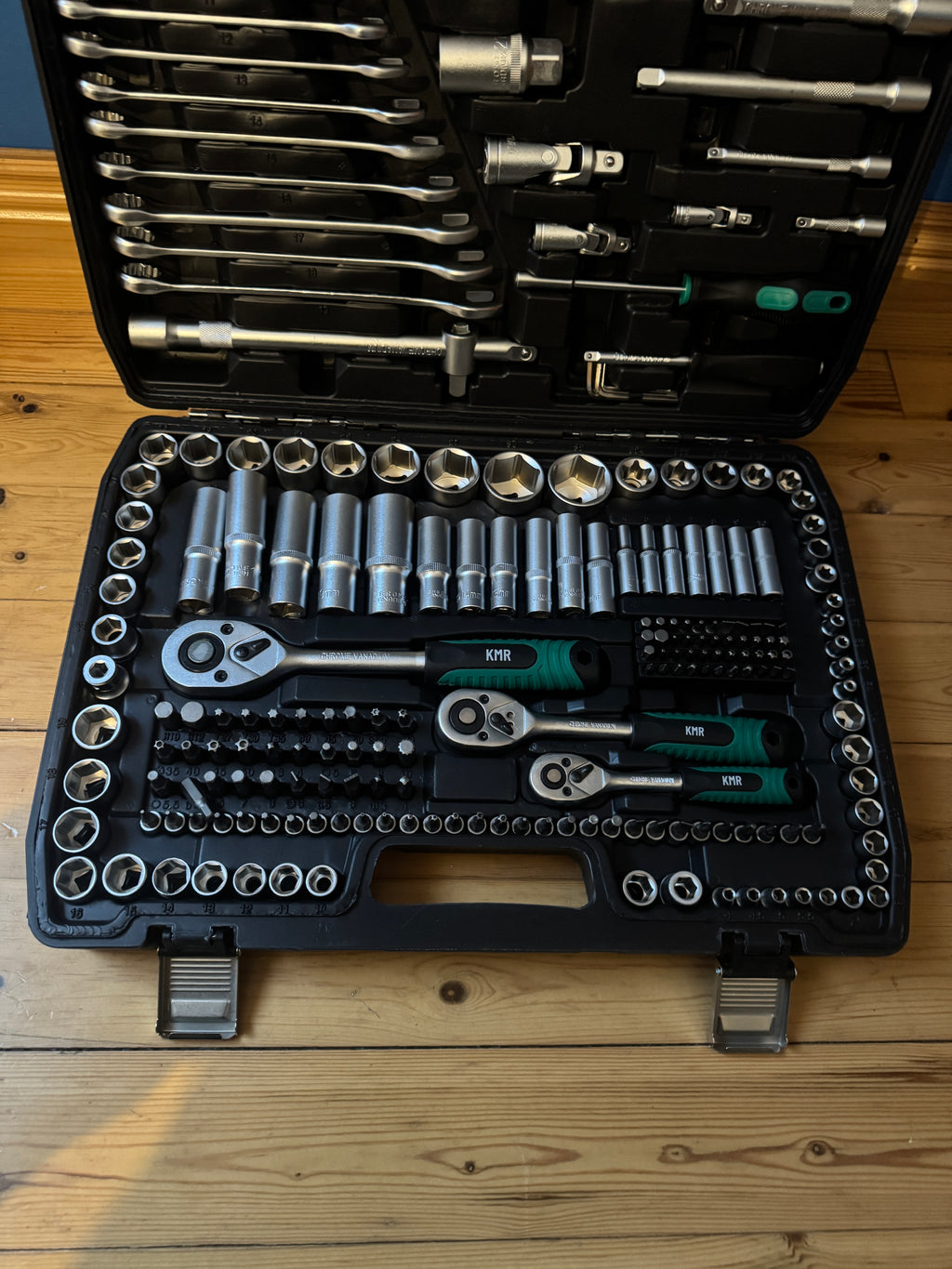 216pc ToolSet