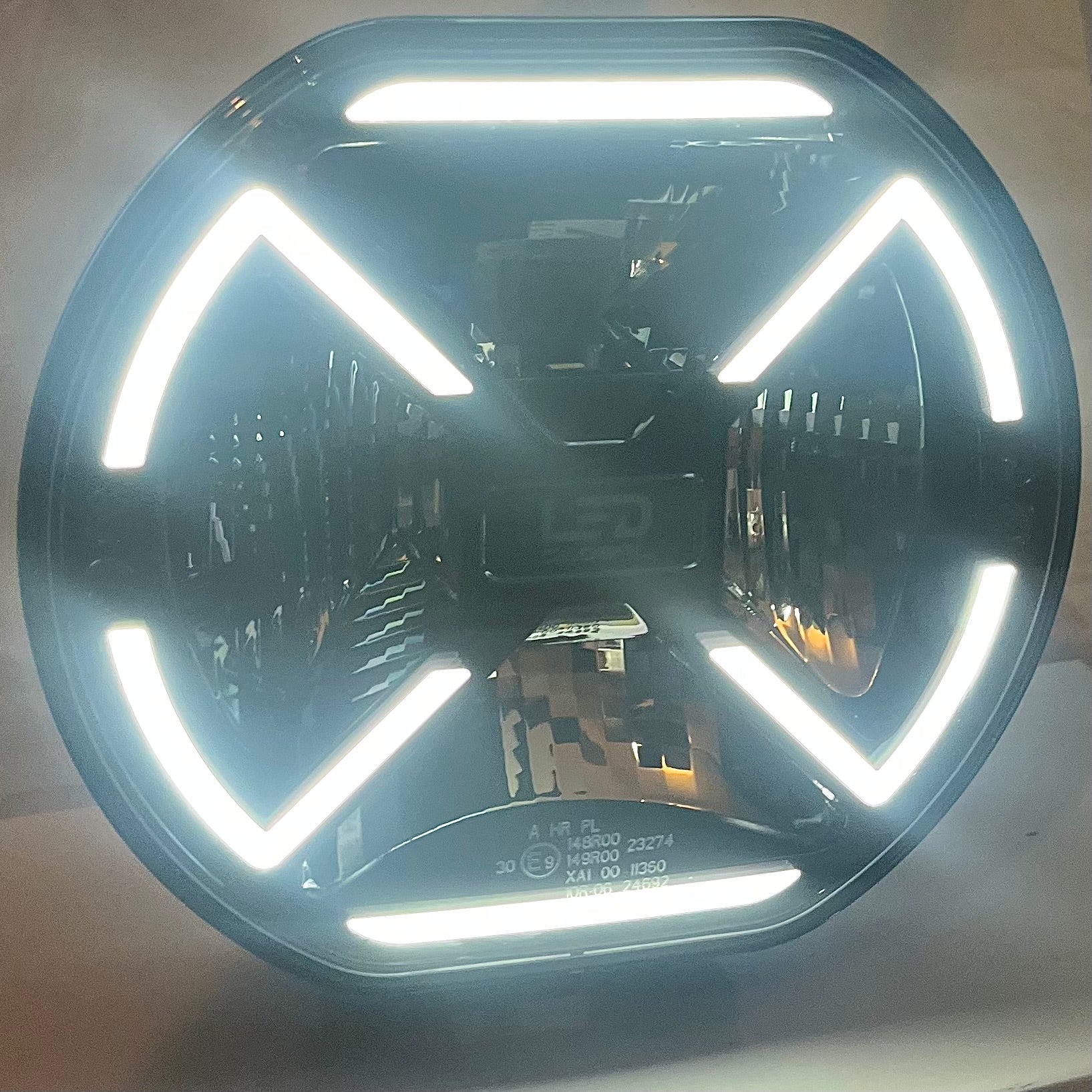 9 Inch Spot Lamp
