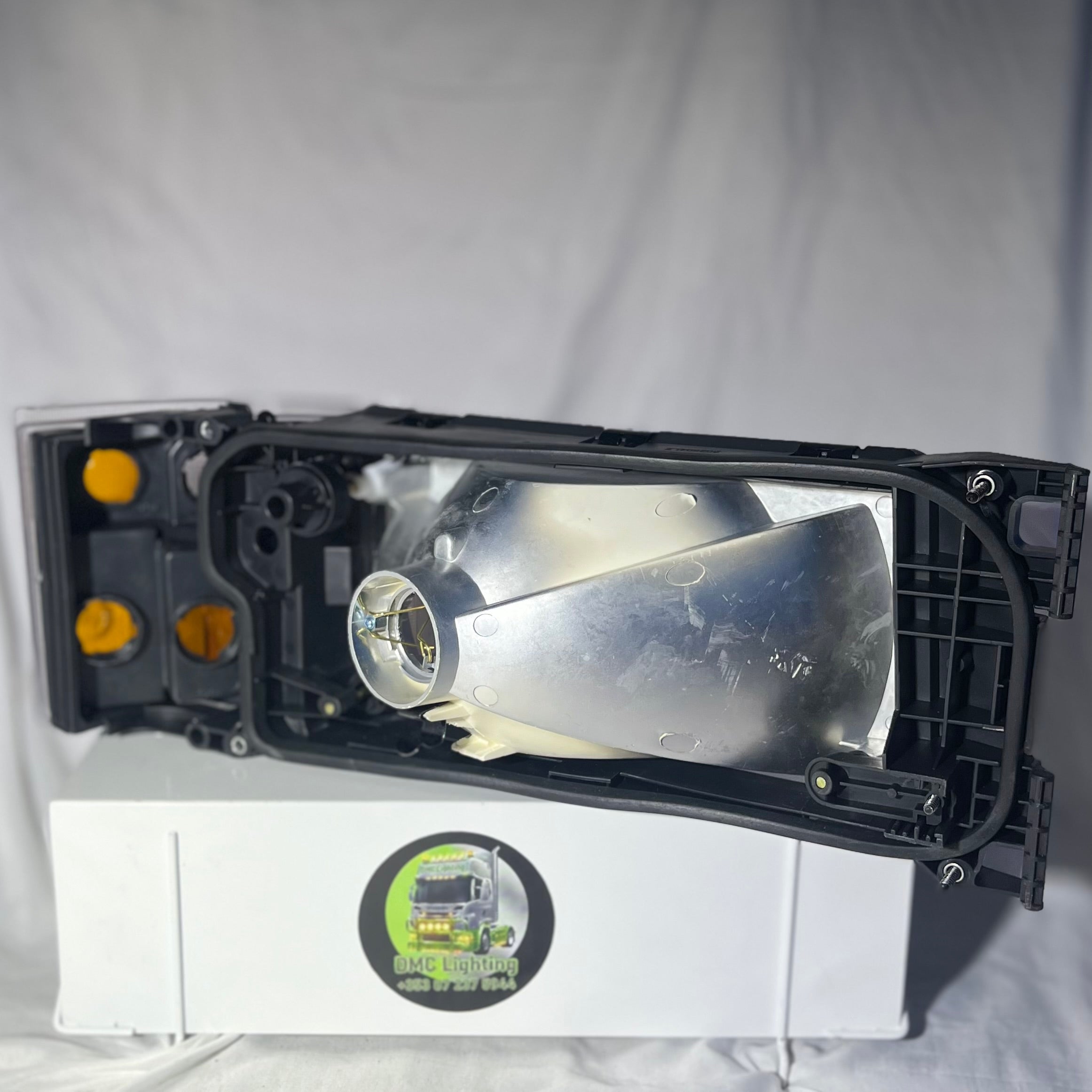 Scania 4 Series Complete Headlamp