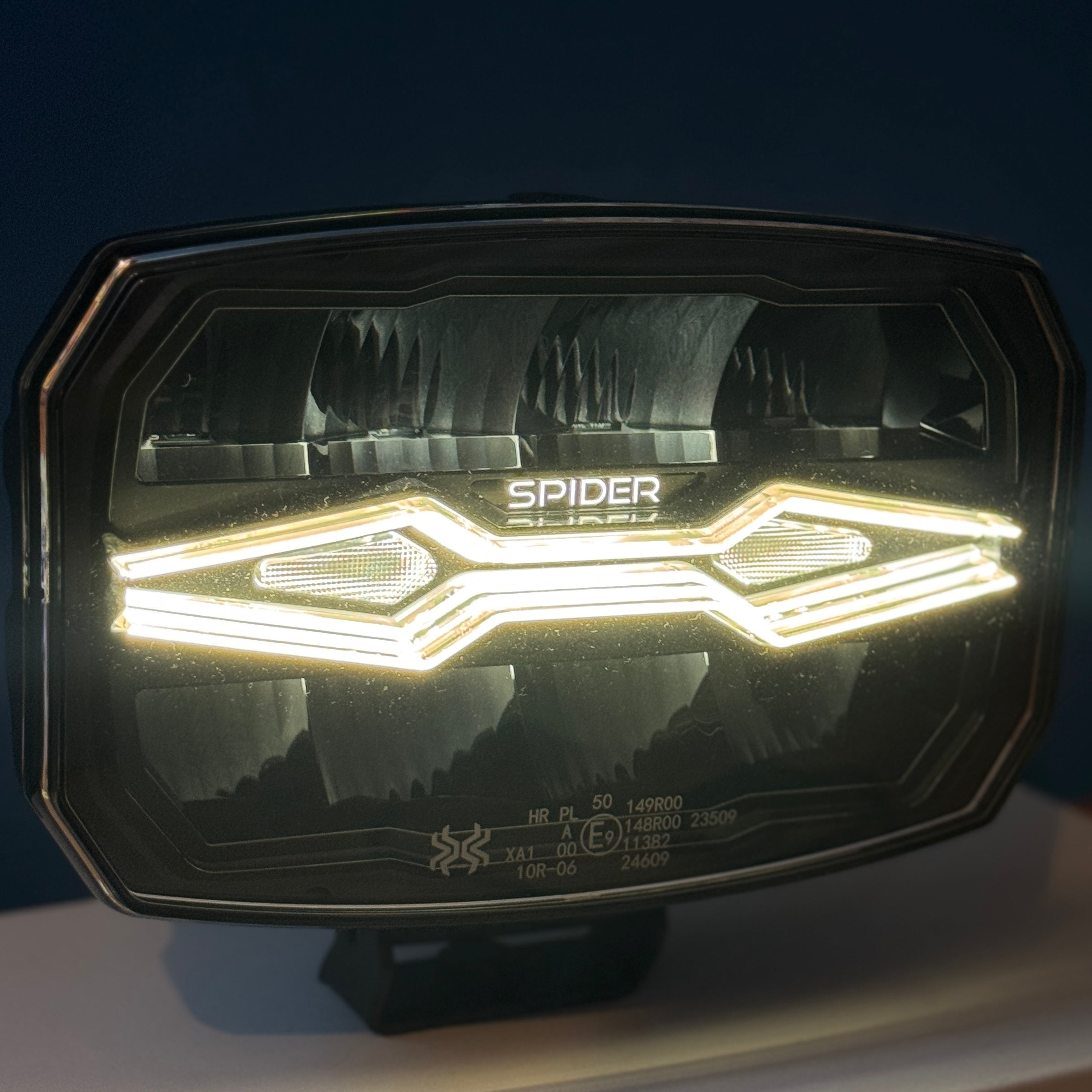 10 Inch LED Spot Lamp