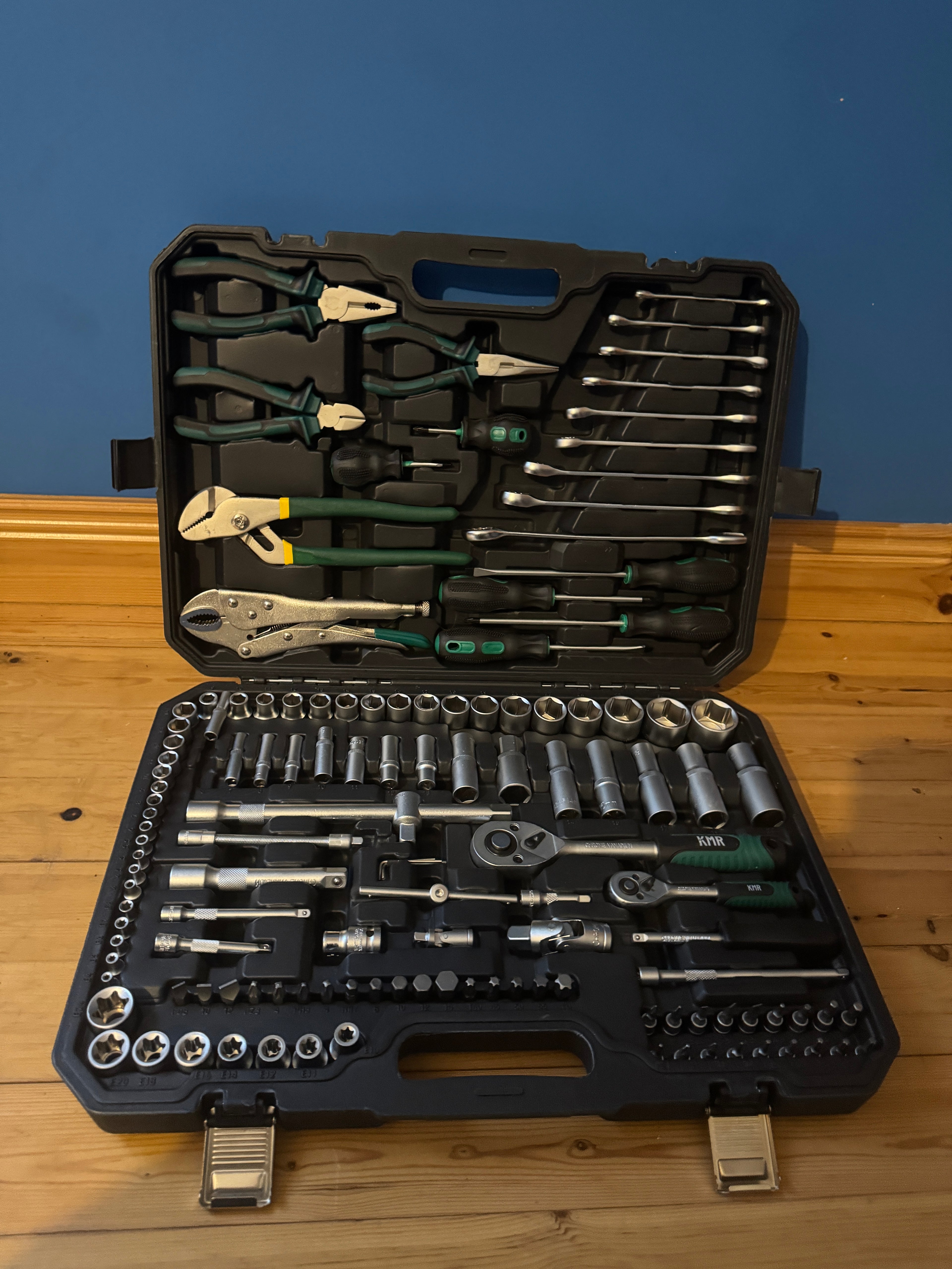 131pc Socket Set