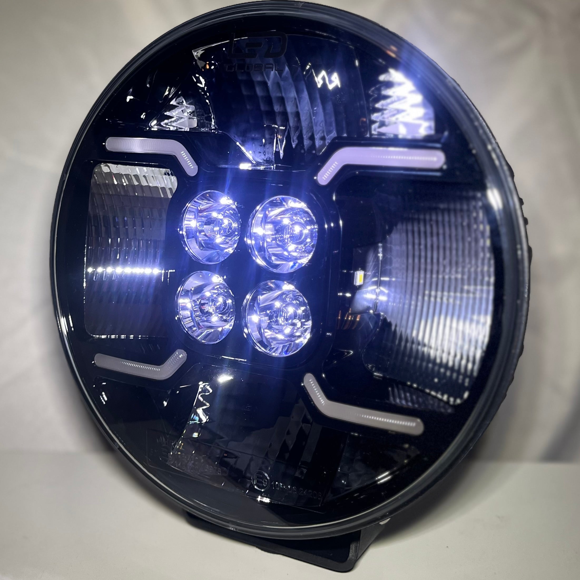 9 Inch Spot Lamp