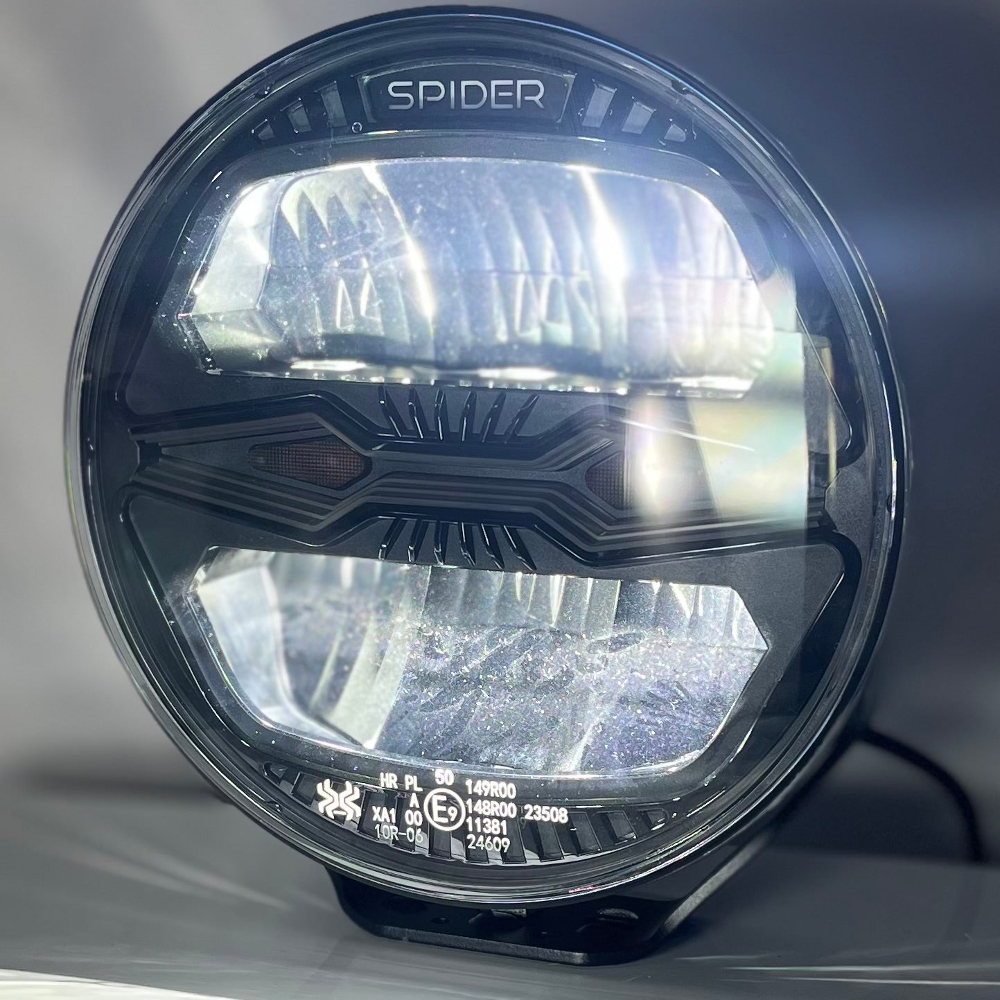 9 Inch LED Spot Lamp